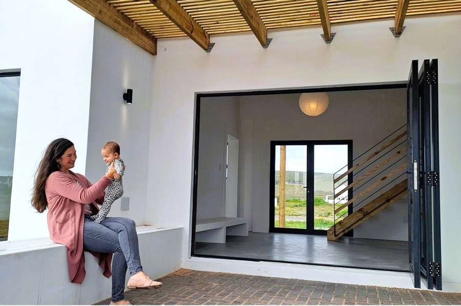 2 Bedroom Property for Sale in Brittania Beach Estate Western Cape